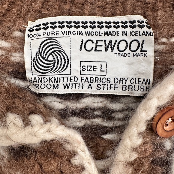 Vintage Icelandic Wool Sweater Handknit - Picture 2 of 2